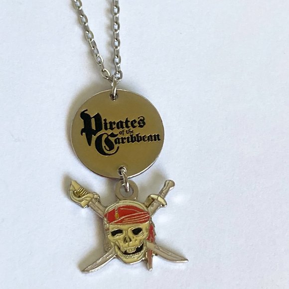 Vintage Disney Pirates of the Caribbean Necklace Charm Skull Crossbones - Picture 5 of 9